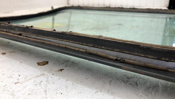 1998-2014 Ford E350 Van Driver Left Back Glass Rear Window Oem Xc2z1542006ab — photo 11