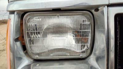 1992 Jeep Cherokee Headlamp Assembly RH