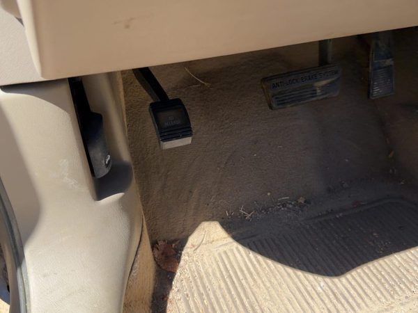 2000-2005 Buick Lesabre Parking Brake Pedal Assembly Oem Complete Emergency Unit — photo 2