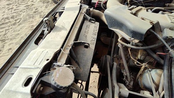 86-92 Ford Ranger Radiator Cooling Fan Shroud Oem Plastic Housing 2.9L — photo 2