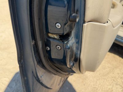 98-02 Corolla Driver Left Front Door Latch With Rods/Cables Oem Manual Locks