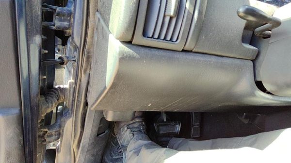 99-04 Grand Cherokee Lower Dash Under Column Knee Bolster Trim Panel Gray Dv — photo 3