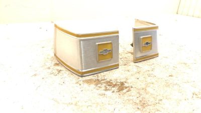 1977 Gmc Truck Cab Belt Trim Panel Corner Trim Oem Pair Moulding
