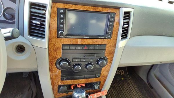 2008-2010 Jeep Grand Cherokee Trim Bezel Around Radio Surround Dash Panel Oem — photo 3