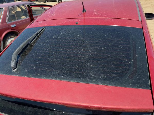 2004-2009 Toyota Prius Back Glass Rear Window Oem Upper Wiper Hatchback — photo 1