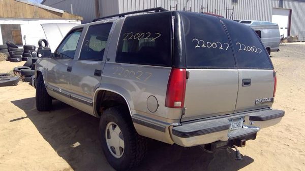 1999 Chevy Tahoe — vehicle photo 7