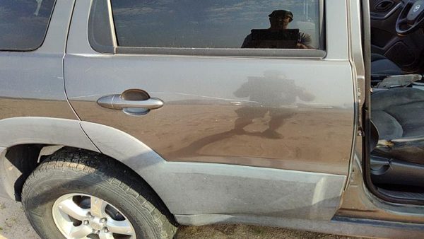 2005 Mazda Tribute Rear Door RH Gray Cx — photo 4