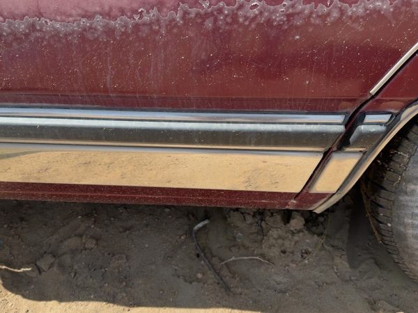 85-90 Buick Park Ave Driver Left Rear Moulding From Door Oem Back Trim Strip — photo 5