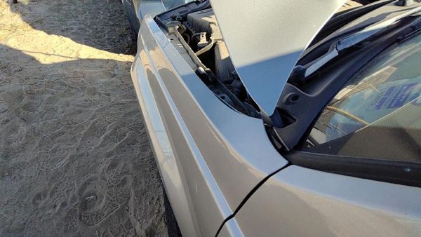 1999-2004 Jeep Grand Cherokee Driver Left Front Fender Oem Ps5 Silver 55135901Ac — photo 3
