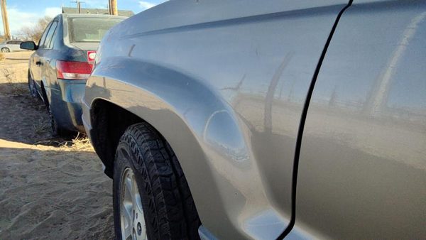 1999-2004 Jeep Grand Cherokee Driver Left Front Fender Oem Ps5 Silver 55135901Ac — photo 5