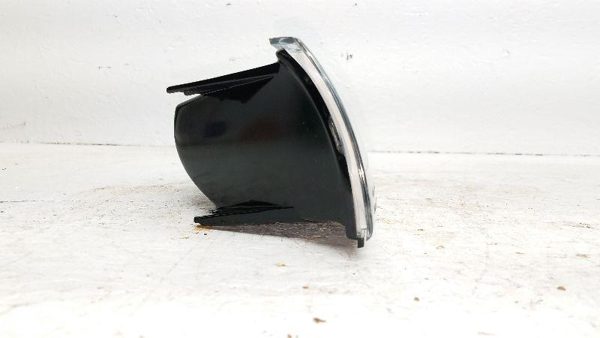 1997-2003 Ponntiac Grand Prix Driver Left Turn Signal Light 16521833 — photo 4