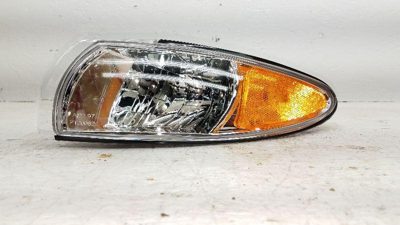 1997-2003 Ponntiac Grand Prix Driver Left Turn Signal Light 16521833
