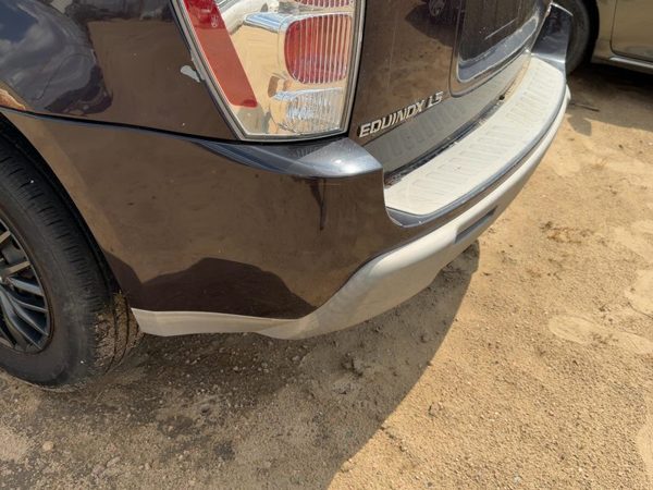 2005-2006 Chevy Equinox Rear Bumper Cover Assembly Oem Back Black Amethyst 71U — photo 8
