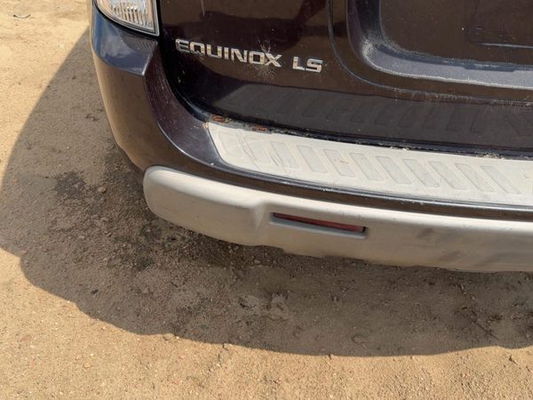 2005-2006 Chevy Equinox Rear Bumper Cover Assembly Oem Back Black Amethyst 71U — photo 9