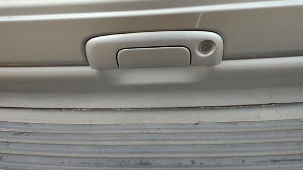 2000 Chrysler Town & Country Rear Hatch Handle Liftgate Release Lever Oem Silver — photo 1