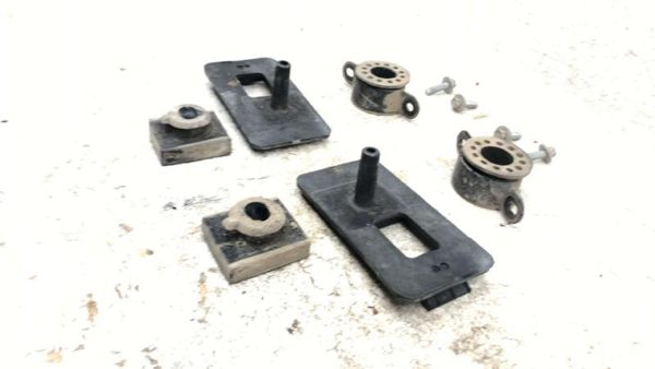 11-16 Ford F250 Radiator Mount Bushing Cushion Bracket Set Oem 6.7L Powerstroke — photo 4