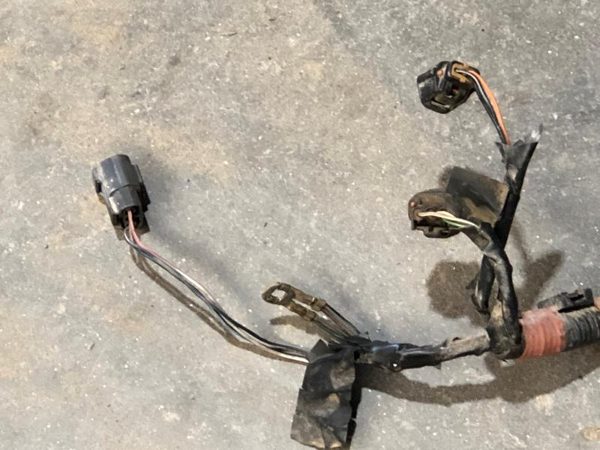 2001 Suzuki Swift Complete Wiring Harness for Engine OEM 1.3L 5 Sp OEM — photo 4