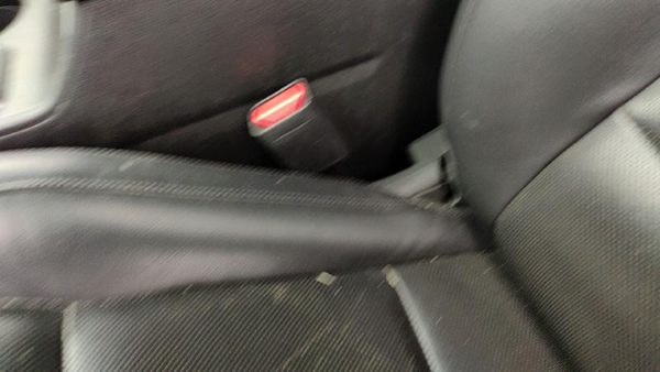 2016 17 Hyundai Tucson Driver Left Front Seat Belt Buckle Receiver Oem Black Try — photo 2