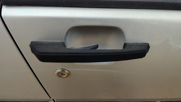 83-95 Volvo 740 Passenger Right Front Outside Door Handle Oem — photo 3