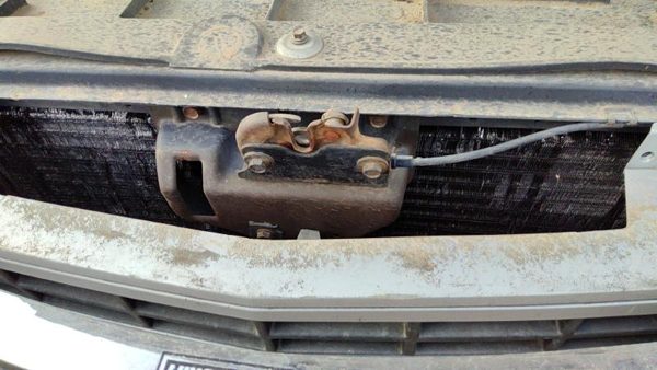 1988-1999 Chevy Silverado 1500 Hood Latch Assembly With Bracket Oem 15029224 — photo 4