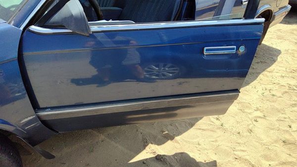 1994 Oldsmobile Cutlass Ciera Front Door LH Blue — photo 3