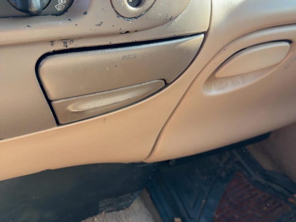 1997-2004 Ford F150 Slide Out Dash Mounted Cup Holder Assembly Oem Tan Ex — photo 1