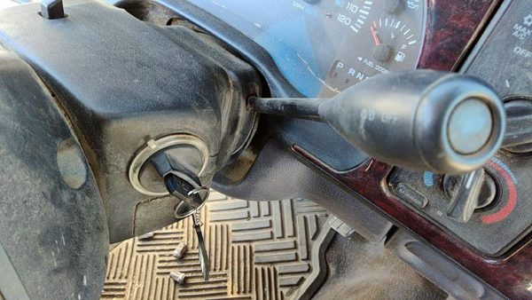 1998 Dodge Ram 1500 Ignition Switch(w/o Cyl& Key) Key — photo 2