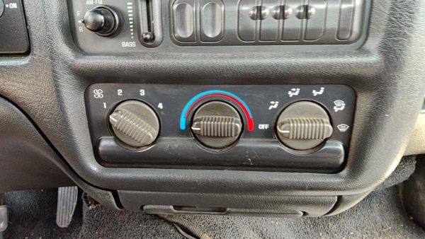 1998-2003 S10 Pickup Temperature Control Module In Dash Heater Ac Head Unit Oem — photo 5