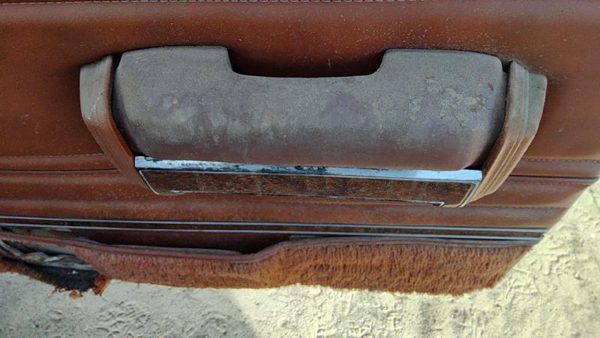 84-91 Jeep Grand Wagoneer Passenger Right Front Door Trim Panel With Switches — photo 2