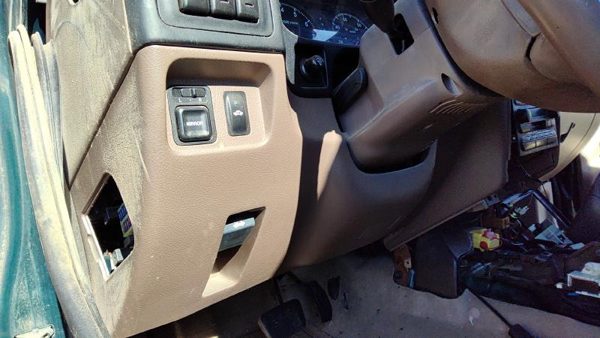 1998-02 Honda Passport Lower Dash Under Column Knee Bolster Trim Panel Bge Beige — photo 2