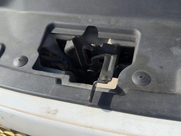 1997-2004 Ford F150 Hood Latch Assembly With Bracket Oem Xl3Z16138Aa — photo 3