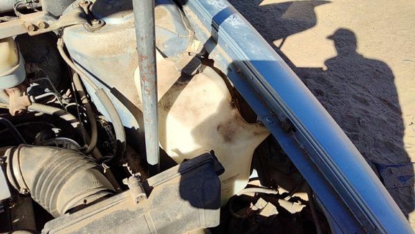 92-95 Buick Lesabre Windshield Washer Fluid Reservoir With Pump Oem Wiper Tank — photo 3