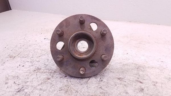 1998 Chevy Silverado 1500 Driver Left Wheel Hub Front Bearing Assembly 15997071 — photo 3
