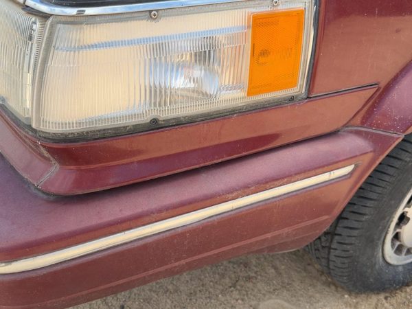 1987 Nissan Maxima Driver Left Moulding From Fender Oem Trim Strip 4Dr Sedan Red — photo 5