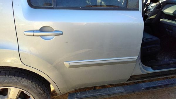 2009 Honda Pilot Rear Door RH Silver Si — photo 3