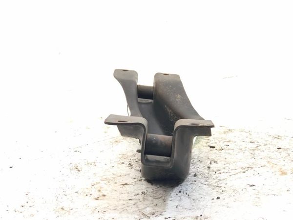 2011 Ford Van E350 Transmission Crossmember Engine Mount Bracket Automatic At — photo 10