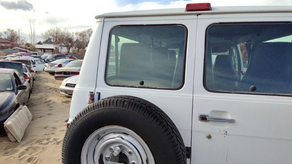 1995 GMC Van Back Door LH White — photo 4