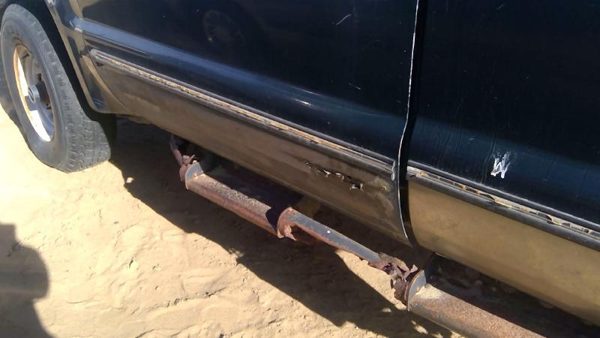 1999 Ford F250 Sd Pickup Front Door LH — photo 1