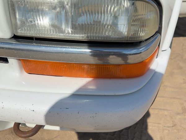 98-05 S10 Blazer Driver Left Front Turn Signal Light Lamp Oem Fender Mounted — photo 1
