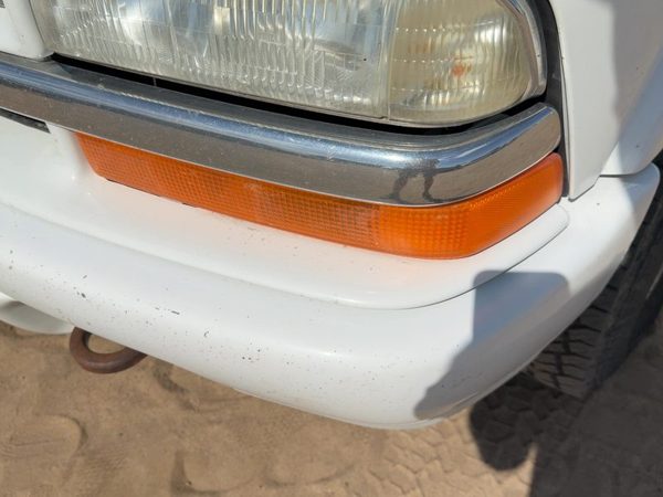 98-05 S10 Blazer Driver Left Front Turn Signal Light Lamp Oem Fender Mounted — photo 4