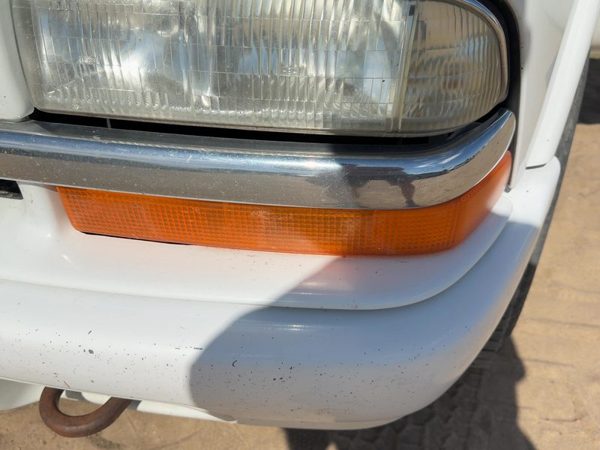 98-05 S10 Blazer Driver Left Front Turn Signal Light Lamp Oem Fender Mounted — photo 3