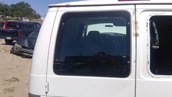 1993 Ford Van Back Door LH White — photo 9