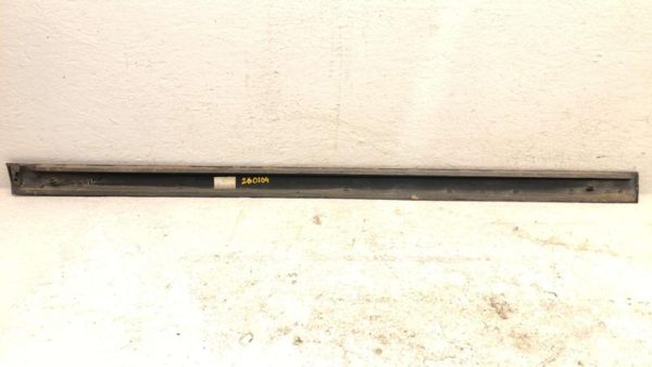 01-07 Volvo V70 Xc Driver Left Front Moulding From Door Oem Trim Strip Red 445 — photo 9