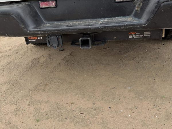 2002 Chevy Express Van 2500 Trailer Receiver Hitch Factory Mount — photo 4