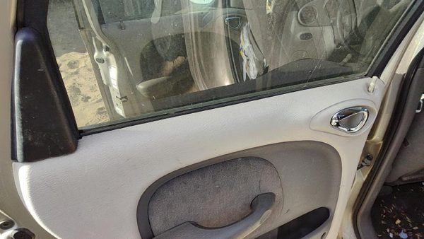 01-02 Pt Cruiser Driver Left Rear Door Trim Panel With Switches Back Fl Taupe — photo 3