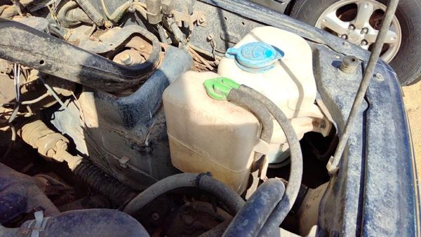 96-98 Suzuki Sidekick Coolant Reservoir Radiator Overflow Tank Bottle Oem 1.8L — photo 3