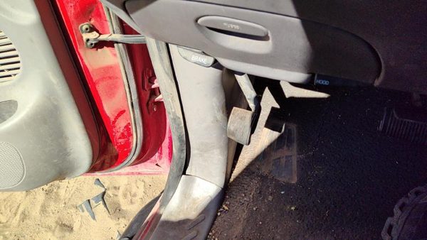 00-03 Ford F150 Driver Left Lower Kick Trim Panel Oem Gray — photo 4