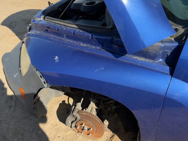 2006-2011 Chevy Hhr Driver Left Front Fender Oem Daytona Blue 69U 20919882 — photo 2