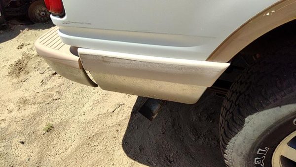 1991-1994 Ford Explorer Passenger Right Rear Moulding On Quarter Panel Oem White — photo 2
