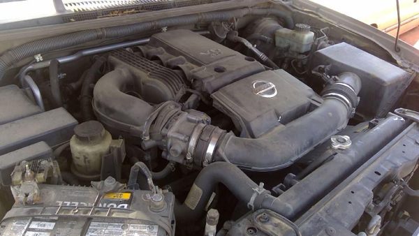 2005 Nissan Pathfinder — vehicle photo 2